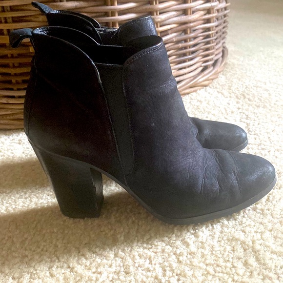 Michael Kors Shoes - Michael Korrs Booties